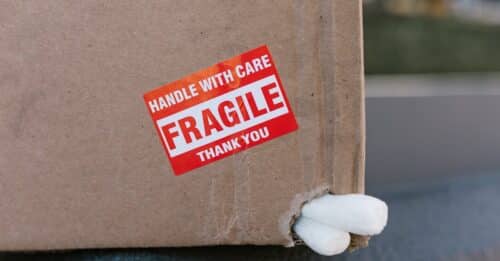 plongez dans l'univers fascinant des comics : découvrez les dernières actualités, critiques, personnages emblématiques et conseils de lecture pour tous les passionnés de bandes dessinées américaines.