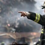 découvrez le rôle essentiel des pompiers, leurs missions de secours et de lutte contre les incendies, ainsi que les qualités requises pour exercer ce métier courageux et engagé au service de la sécurité publique.