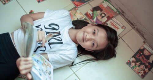 découvrez l'univers fascinant des graphic novels : des bandes dessinées modernes qui allient textes et illustrations pour raconter des histoires captivantes. explorez les genres, auteurs et nouveautés incontournables.