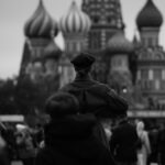 explorez l'histoire fascinante de la russie, des origines anciennes aux événements majeurs qui ont façonné la nation moderne.