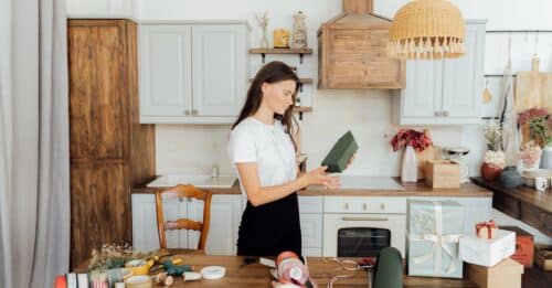 découvrez des idées de cadeaux originales et inspirantes pour toutes les occasions. trouvez le présent parfait pour vos proches dès aujourd'hui !