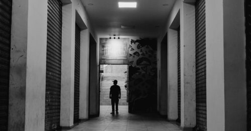 découvrez angoulême, une ville riche en histoire et renommée pour son festival international de la bande dessinée.