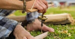 découvrez l'univers d'astérix, le célèbre héros gaulois, ses aventures pleines d'humour et de courage contre l'empire romain.