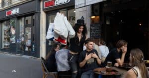 découvrez notre vaste collection de comic books captivants, des classiques aux nouveautés, pour tous les amateurs de bandes dessinées et super-héros.