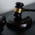 découvrez tout ce qu'il faut savoir sur les actions en justice, leurs procédures, et comment protéger vos droits grâce à une expertise juridique fiable.