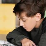 découvrez notre sélection incontournable de bandes dessinées à ne pas manquer, pour les amateurs d'histoires captivantes et d'illustrations époustouflantes.