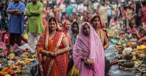 découvrez le pop women festival, un événement vibrant célébrant les talents féminins de la musique pop avec des artistes inspirantes, des performances live et une ambiance festive unique.