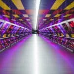 découvrez scott adams, le créateur de la célèbre bande dessinée dilbert, et explorez son parcours, ses œuvres et ses idées innovantes.