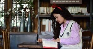 découvrez le youth book festival, un événement dédié aux jeunes lecteurs avec des ateliers, séances de dédicaces et rencontres d'auteurs passionnants.