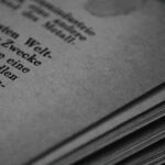 découvrez l'univers fascinant des comics : bandes dessinées, super-héros, histoires captivantes et illustrations colorées pour tous les passionnés.