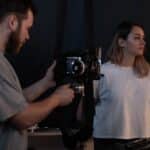 découvrez les coulisses de lucky luke : secrets de tournage, anecdotes inédites et rencontres avec les créateurs de la légende du far west.