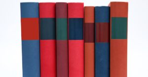 célébrez l'anniversaire de notre maison d'édition avec nous : découvrez notre histoire, nos succès et nos événements spéciaux.