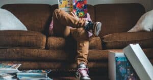 découvrez les auteurs de bandes dessinées les plus talentueux, leurs styles uniques et leurs œuvres incontournables.