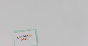 découvrez l'univers passionnant des comics : bandes dessinées, super-héros, histoires captivantes et illustrations colorées pour tous les âges.