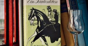 découvrez notre collection captivante de romans graphiques alliant art visuel et narration pour une expérience de lecture unique et immersive.