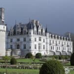 découvrez le château de saint-saturnin-sur-loire, un site historique emblématique offrant une plongée au cœur du patrimoine architectural et culturel de la région.