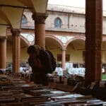 découvrez la foire du livre, un événement incontournable pour les passionnés de lecture avec des auteurs, des nouveautés et des animations pour tous les âges.