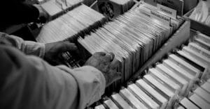 découvrez notre collection passionnante de comics, des super-héros classiques aux séries indépendantes, pour tous les amateurs de bandes dessinées.