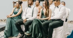 découvrez tout ce qu'il faut savoir sur les invités : conseils, idées et astuces pour accueillir vos guests avec succès.